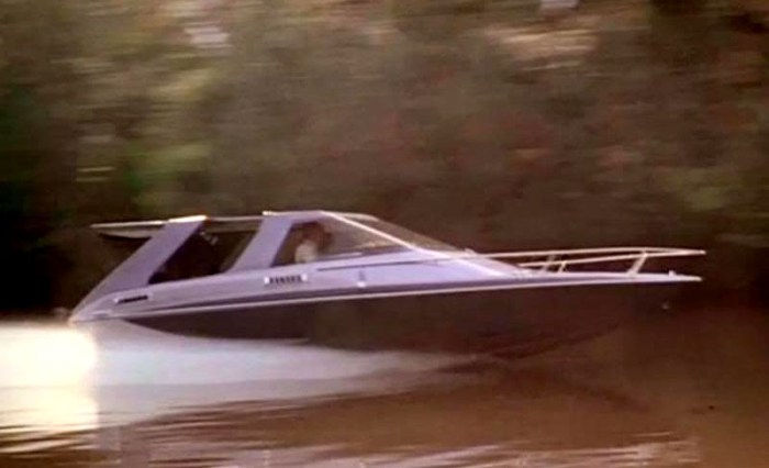 au038-glastron-cv23ht-moonraker