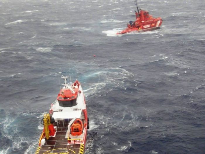 1601402_223146701204343_377256612_n