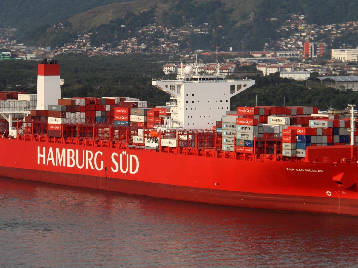 El buque de carga refrigerada Cap San Nicolas