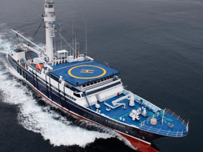 El atunero congelador Tamara