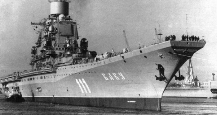 Imagen del Portaaviones Baku (antes Admiral Gorshkov)