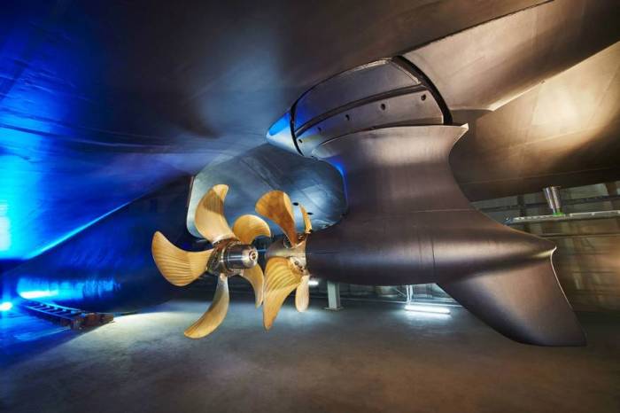 feadship+savannah+propeller