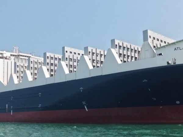 Atlantic Star, el Con-Ro más grande del mundo