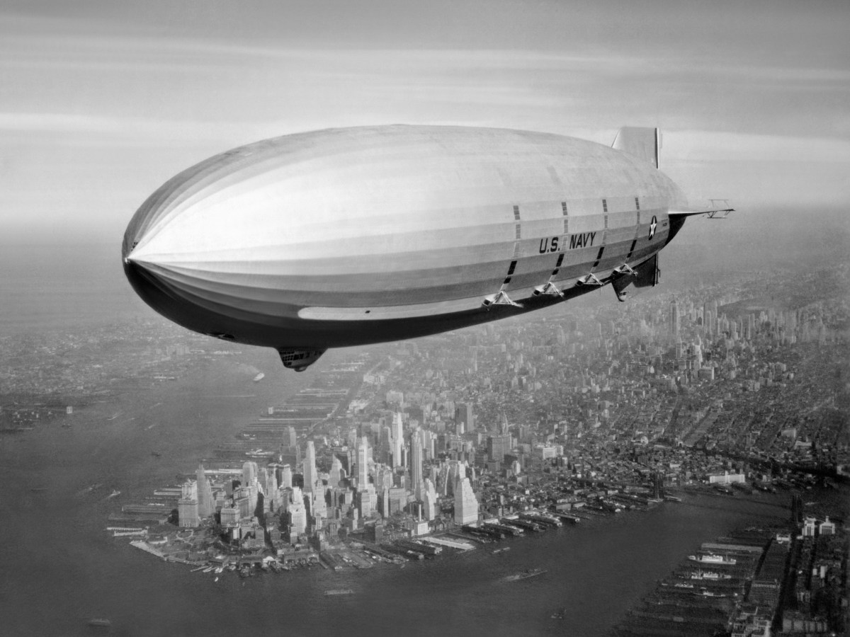 USS Akron, el portaaviones volador de la US Navy