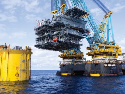 Thialf vs Saipem 7000: las dos grúas flotantes más grandes del mundo en 2016