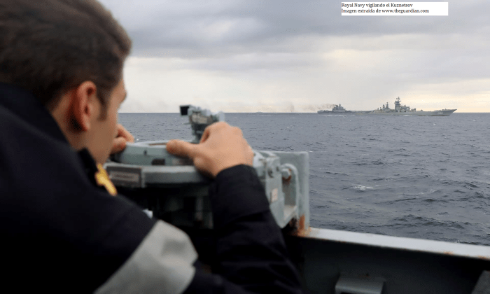 La marina britanica vigila al Kuznetsov
