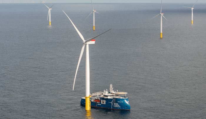 the-sov-vessel-windea-la-cour-is-servicing-the-gemini-owp-offshore-the-netherlands