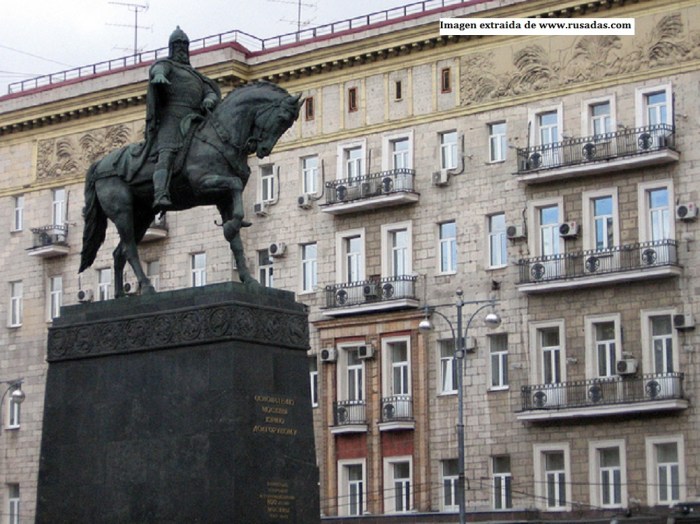 Imagen de la estatua de Yuri Dolgoruki en Moscu
