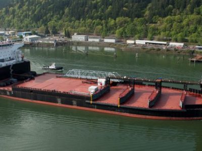 El Expeditionary Transfer Dock Montford Point de la US Navy