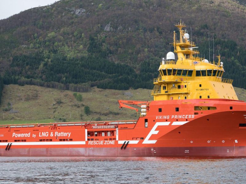 El buque de apoyo a plataformas offshore híbrido Viking Princess