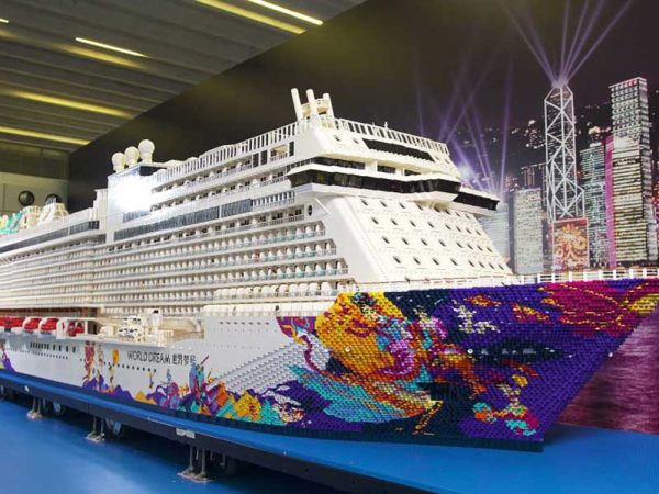 Hacen falta 2,5 millones de piezas para construir el barco de LEGO más grande del mundo