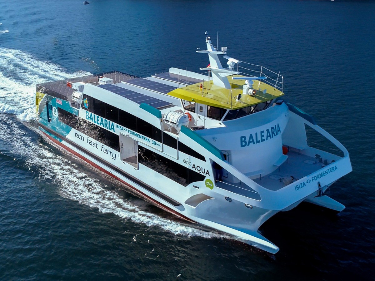 El fast ferry Eco Aqua, Construcción Naval Destacada del año 2017