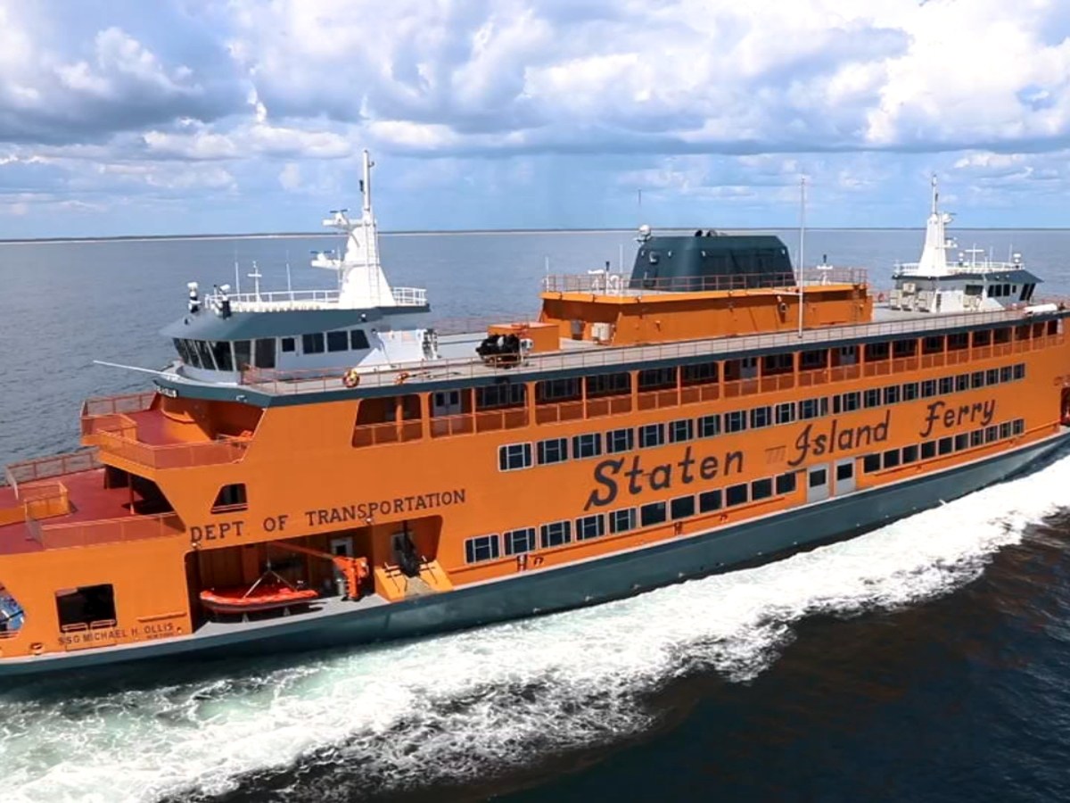 El transbordador SSG Michael H. Ollis, buque del año 2021 para Workboat