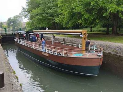 Los cruceros fluviales La Demoiselle y La Charente de AISTER para el río Charente