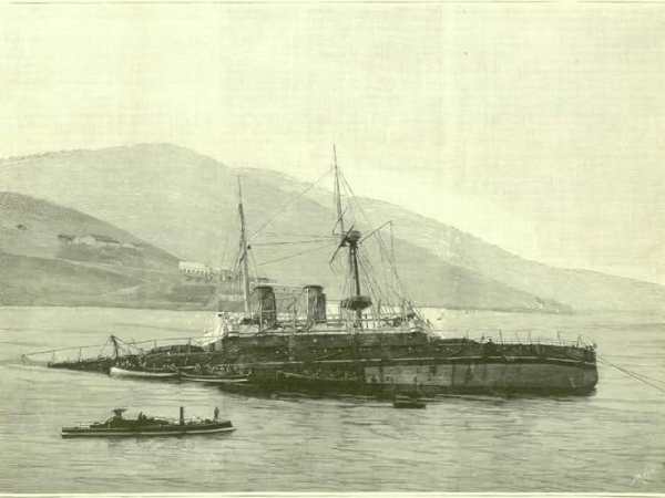 Cuando en 1892 el HMS Howe (1889-1912), uno de los acorazados más modernos de la Royal Navy, embarrancó en la ría de Ferrol