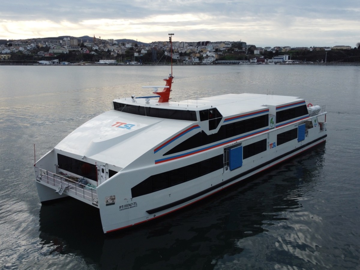 El ferry eléctrico Cegonha-Branca de Gondán lidera el futuro sostenible de la navegación en el Tajo